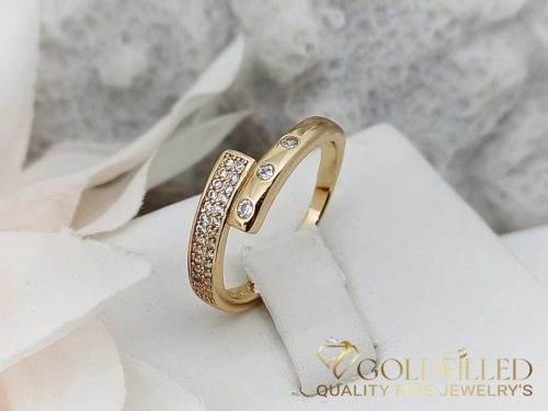 Goldfilled Antiallergenic Ring, available in different sizes 18K color