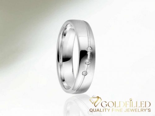 Stainless steel ring with stone